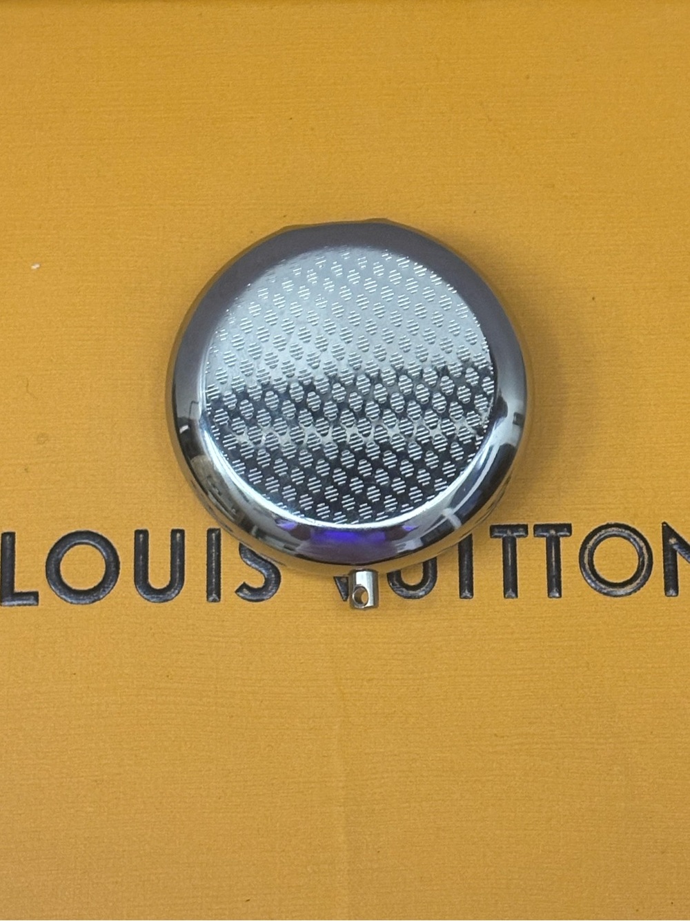 Louis Vuitton Pill Box/Container with Mirror 2 inch diameter - Picture 3 of 3